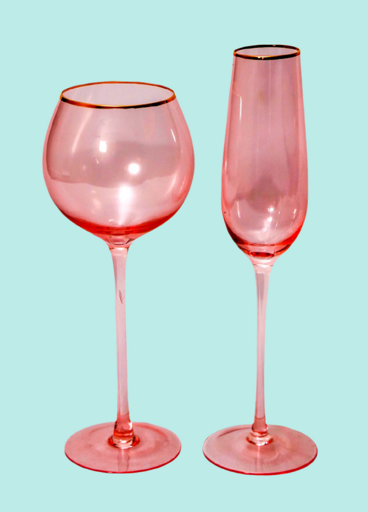 Pink Champagne 🥂 & long slim wine glasses