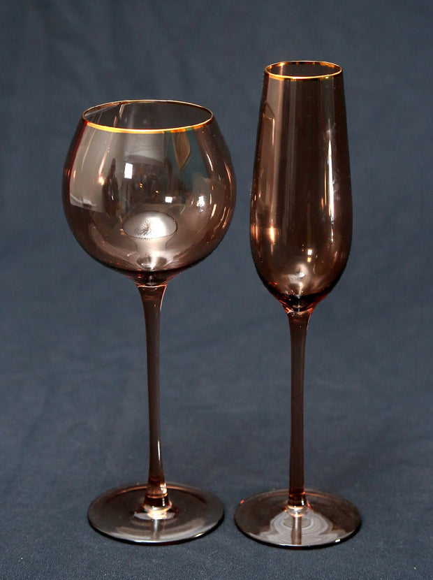 Long stem Brown Champagne 🥂 & long stem slim wine glasses
