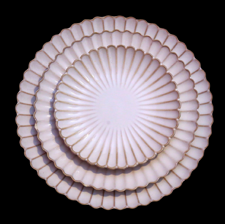 Shell 🐚 shaped plate set