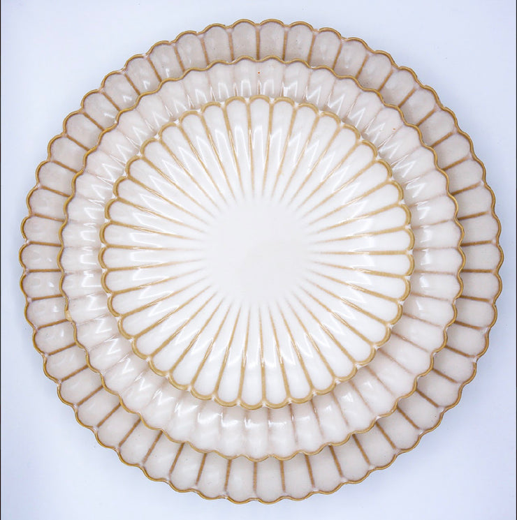 Shell 🐚 shaped plate set