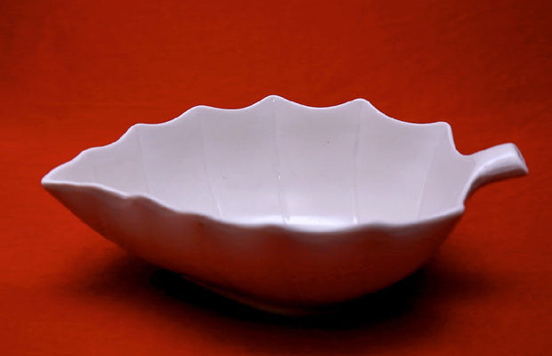 Large leaf bowls