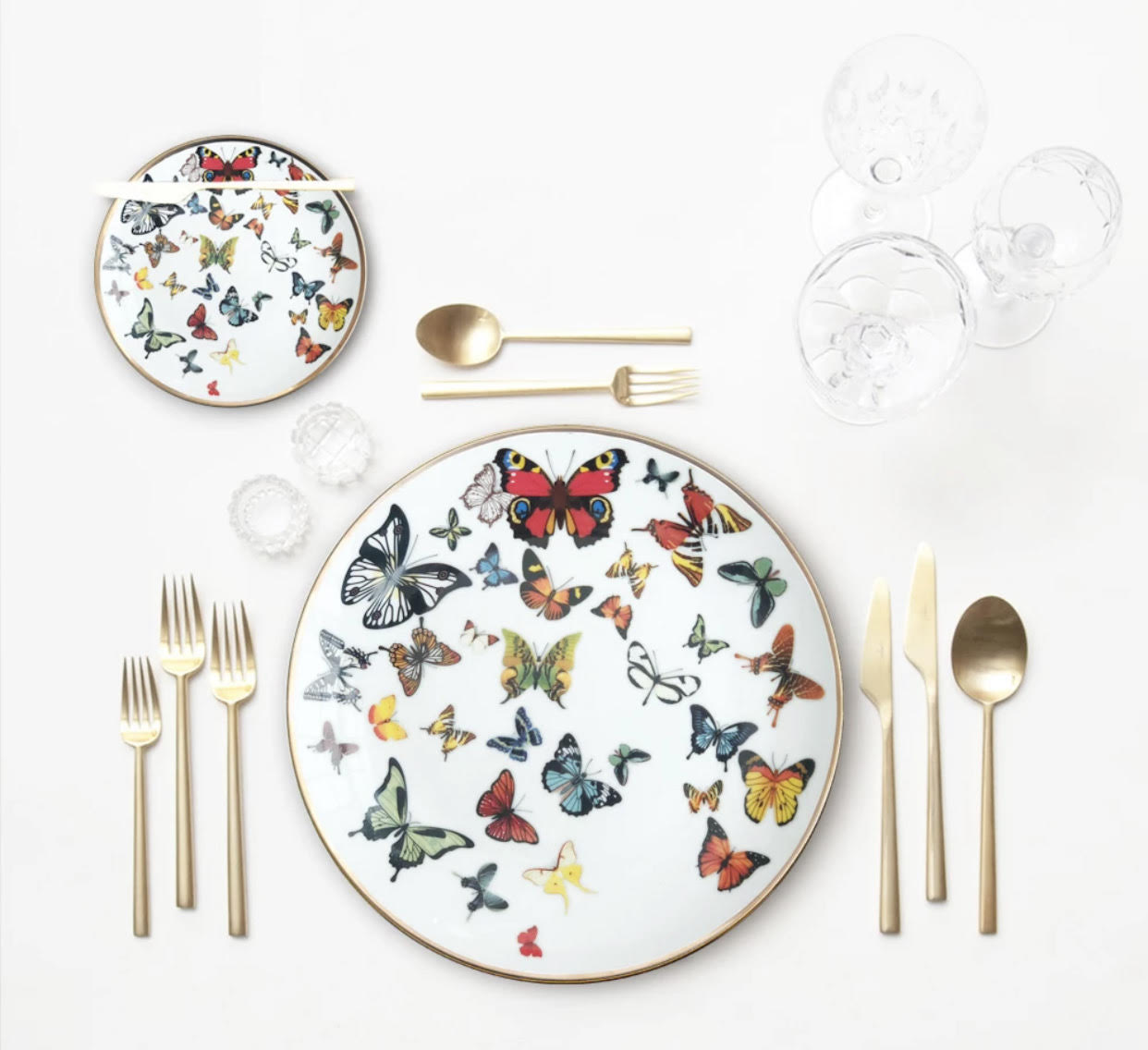 Butterfly plates